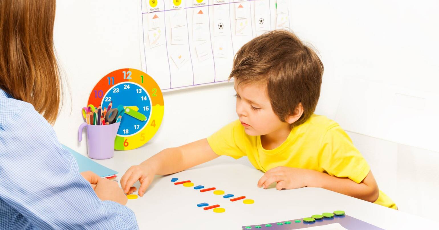 Terapia ABA holistică – când lucrăm cu copilul întreg, nu doar cu comportamentul