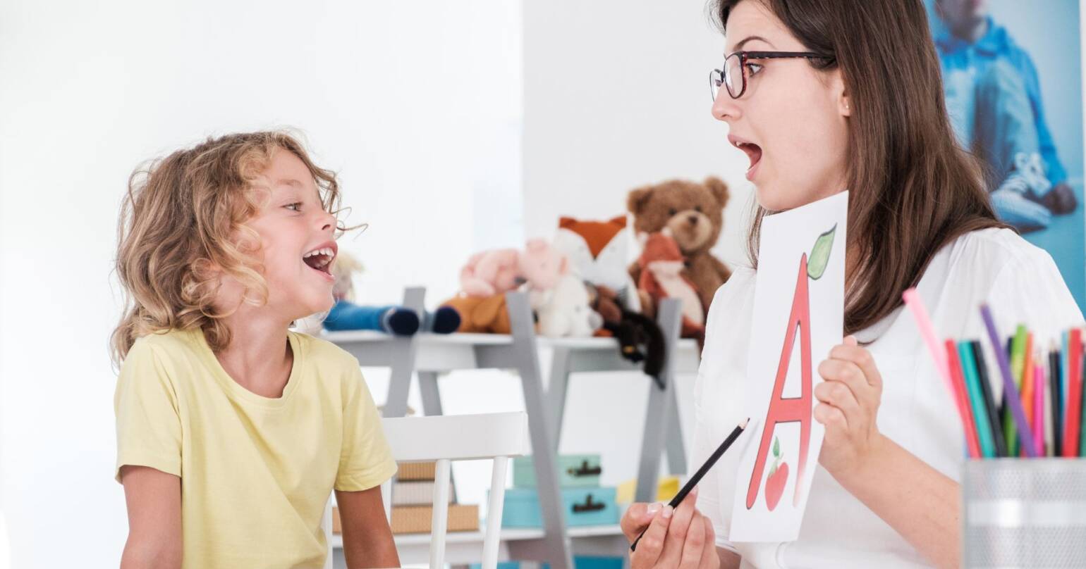 Logopedia integrativă